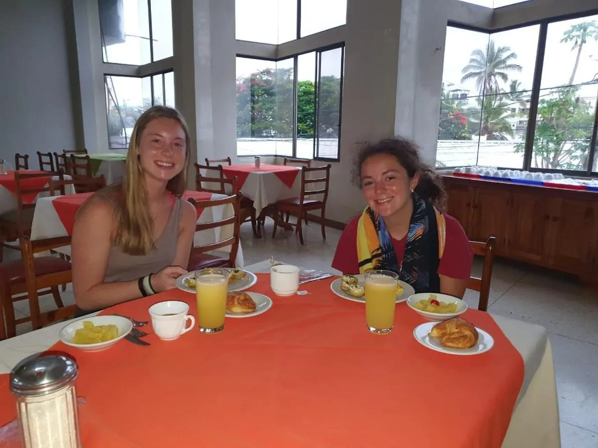 Hotel Palmeras Puerto Ayora