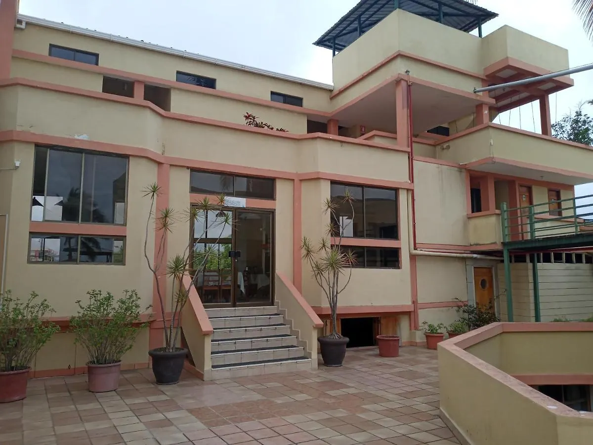 Hotel Palmeras Puerto Ayora  Ecuador