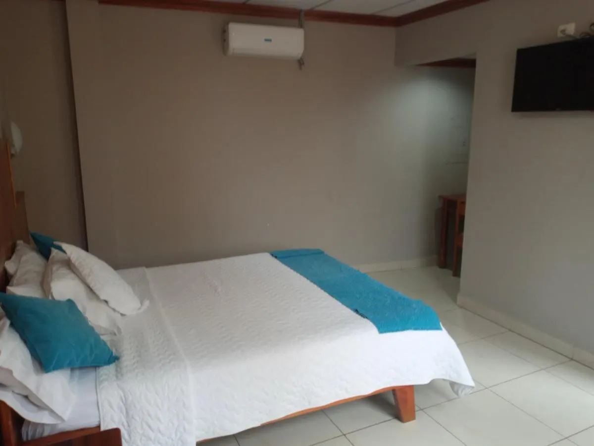 Hotel Palmeras Puerto Ayora