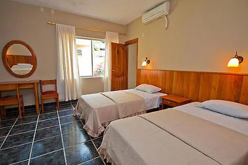****  Hotel Palmeras Puerto Ayora  Ecuador
