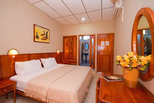 Hotel Palmeras Puerto Ayora